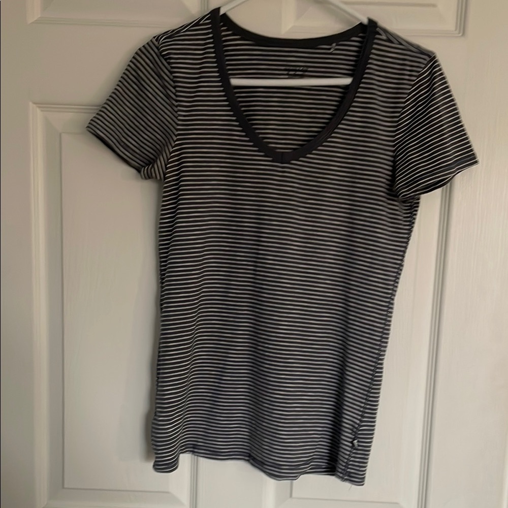 Women’s Toad$Co Grey and White Striped V-Neck Top